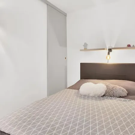 Apartment Studio Vue Mer 5 Min Du Centre